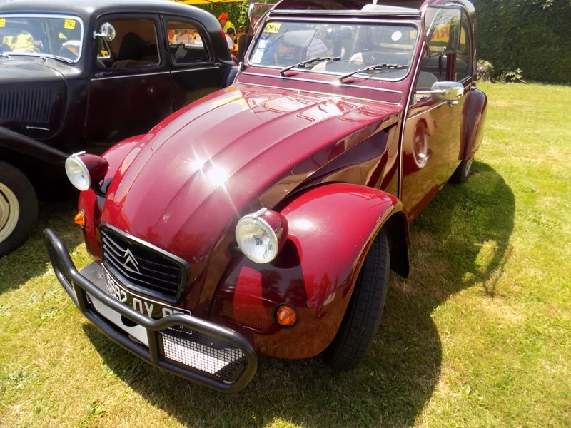 2 CV