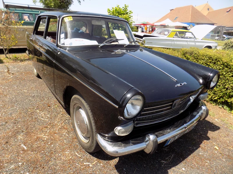 Peugeot 404