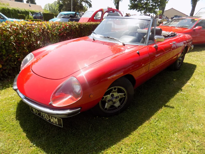 Voiture de marque inconnue